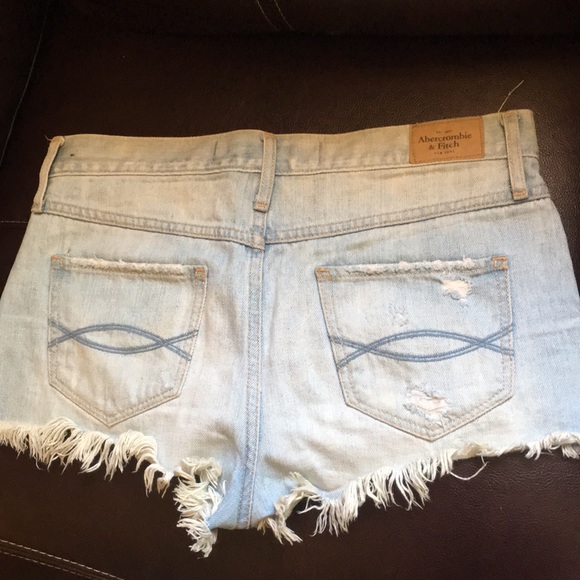 Abercrombie & Fitch short - Picture 4 of 4